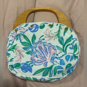 Lilly Pulitzer purse with Wooden Handle